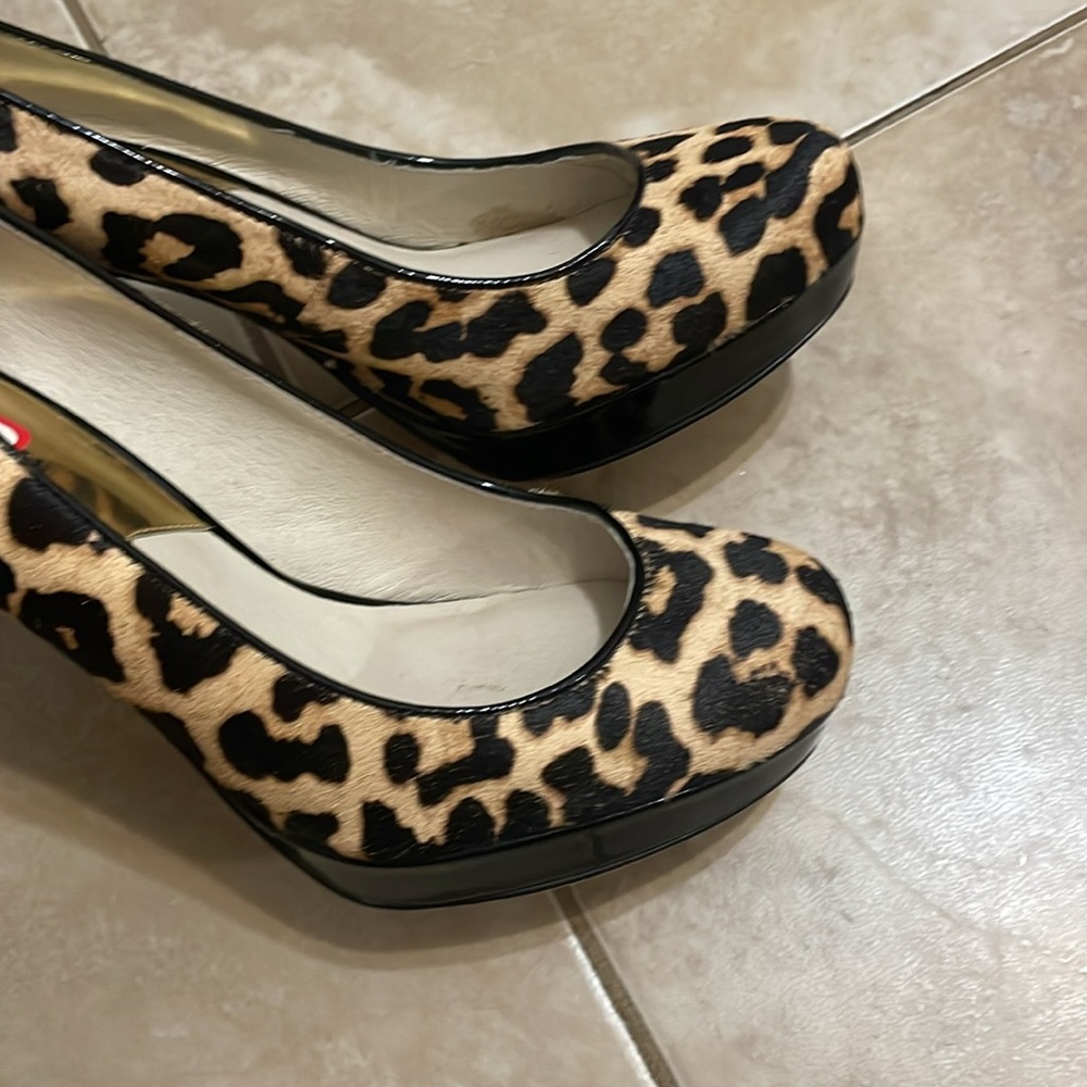 Michael Kory’s cheetah pumps - Picture 3 of 4